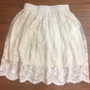 Lace skirt